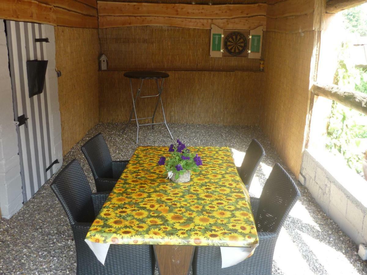 Hoeve Mingels Banholt Экстерьер фото